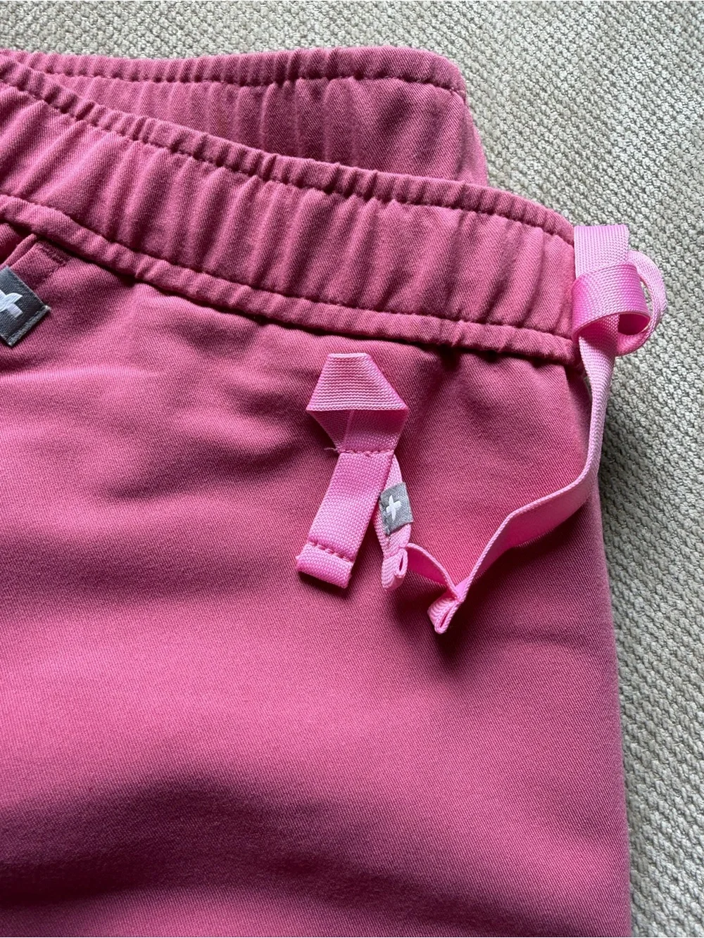 FIGS MENS Quartz Breast Cancer Awareness Scrub Set